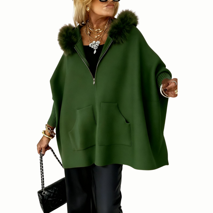 Carlotta | Poncho con Cappuccio in Pelliccia Ecologica