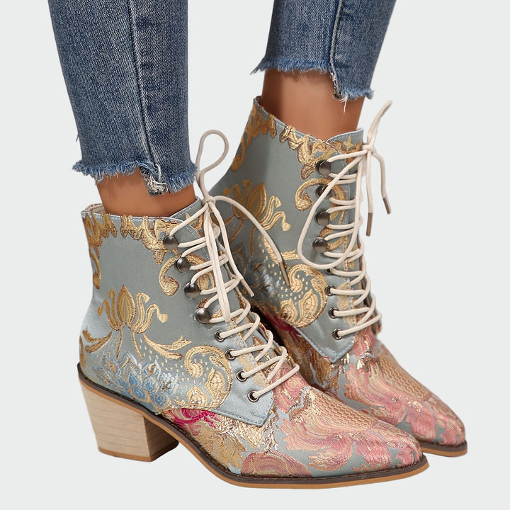 Meda - Scarpe in pelle decorate con fiori