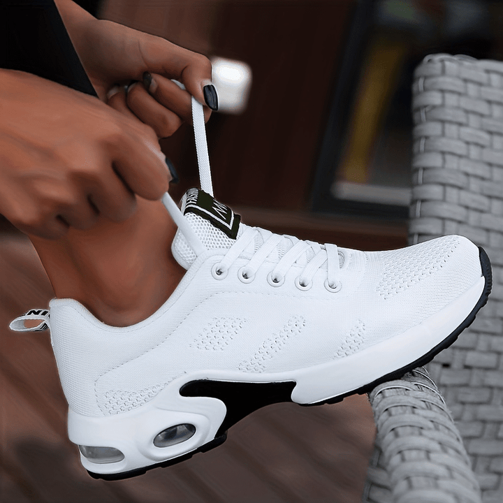 Scarpe da ginnastica con ammortizzazione, traspirabilità e suola antiscivolo