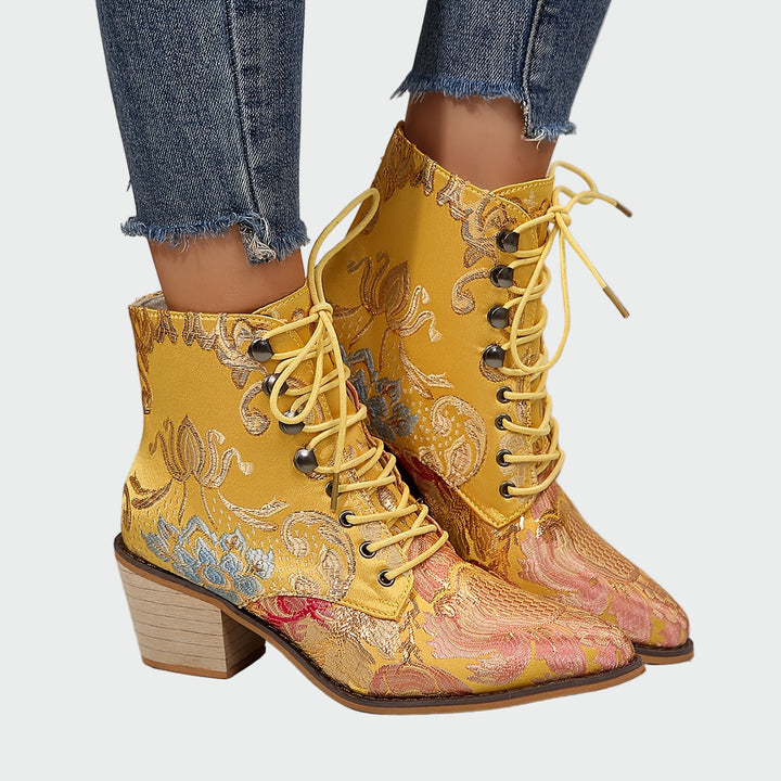 Meda - Scarpe in pelle decorate con fiori