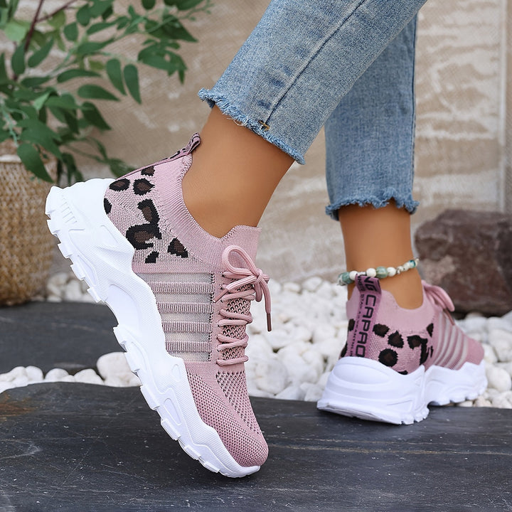 Scarpe sportive comode e traspiranti