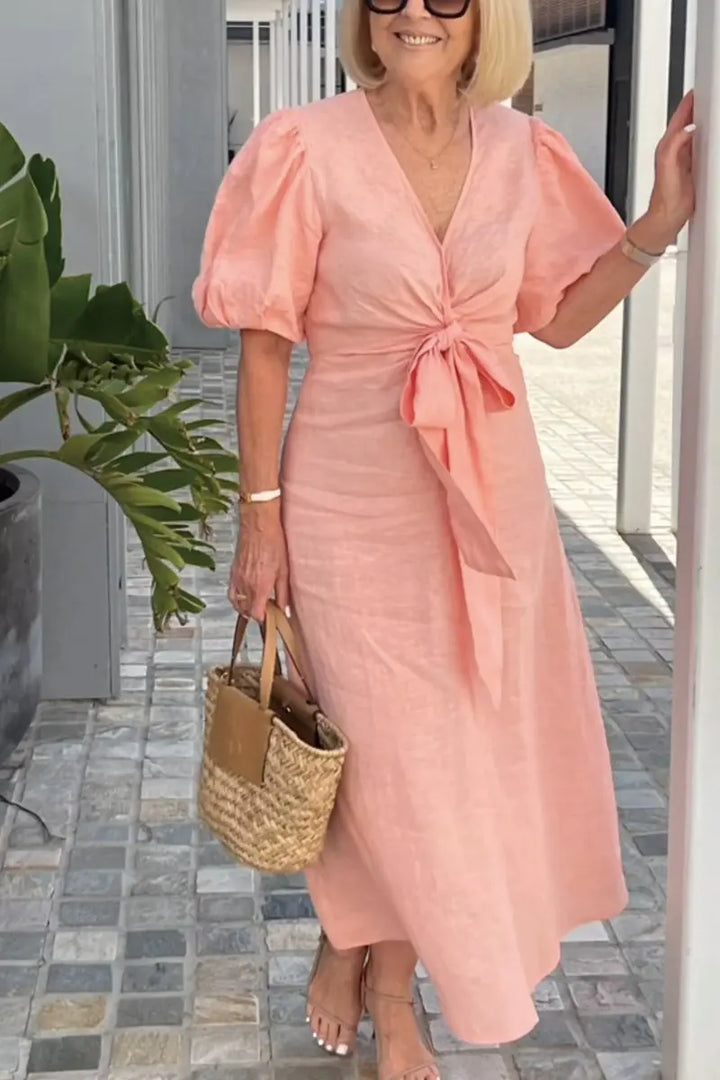 LYNORA | Elegante Abito Midi con Scollo a V